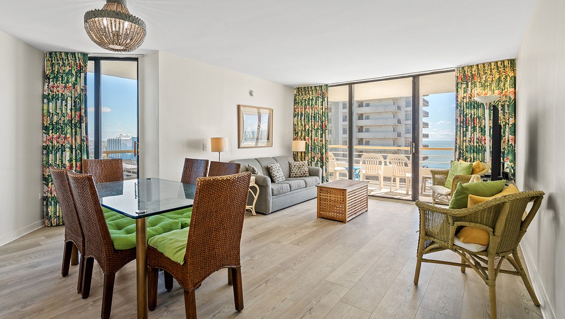 Living and dining area